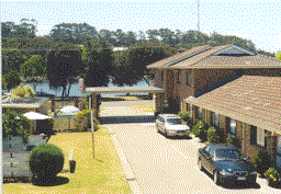 Hybiscus Lodge Motel  Holiday Apartments - Accommodation Mermaid Beach