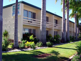 Palm Waters Holiday Villas - Accommodation Mermaid Beach 0