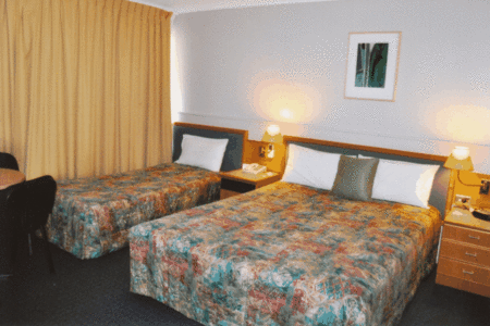 Gladstone Palms Motor Inn - Accommodation Mermaid Beach 2