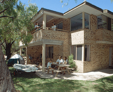 Siesta Park Holiday Resort - Accommodation Mermaid Beach