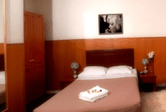 Holiday Lodge - Accommodation Mermaid Beach