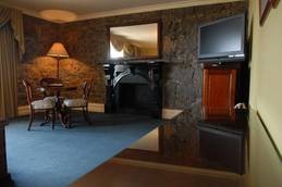 Quality Hotel Bentinck - Accommodation Mermaid Beach 4