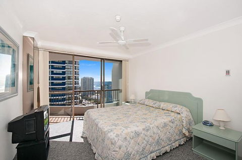 Bougainvillea Apartments - Accommodation Mermaid Beach 3