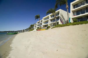 Noosa Harbour Resort - Accommodation Mermaid Beach 6