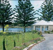 The Douglas - Accommodation Mermaid Beach