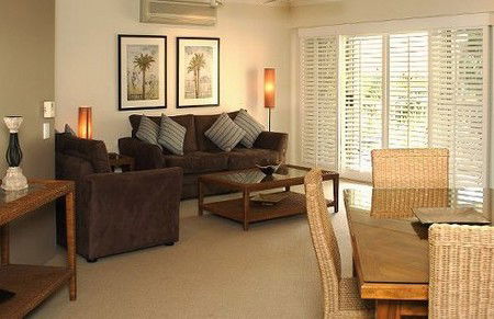 Macquarie Lodge Luxury Apartments - Accommodation Mermaid Beach 0