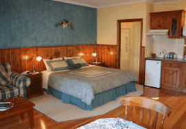 Daysy Hill Country Cottages - Accommodation Mermaid Beach 1