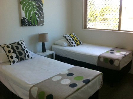 Miami Beachside Apartments - Accommodation Mermaid Beach 1