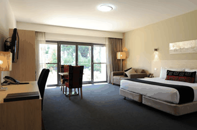 The Barn - Accommodation Mermaid Beach