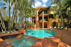 Bermuda Villas - Accommodation Mermaid Beach 0
