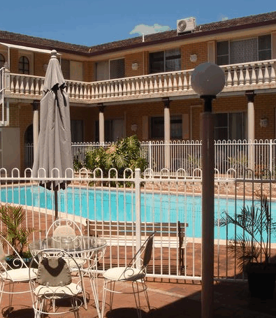 Clifford Park Holiday Motor Inn - Accommodation Mermaid Beach 2