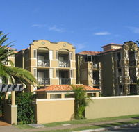 Beaches On Wave Street - Accommodation Mermaid Beach