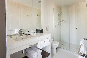 NEXT Hotel Brisbane - Accommodation Mermaid Beach 4