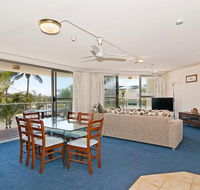 Chateau Royale Beach Resort - Accommodation Mermaid Beach