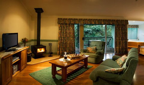 Clouds Of Montville Mountain Resort Motel - Accommodation Mermaid Beach 0
