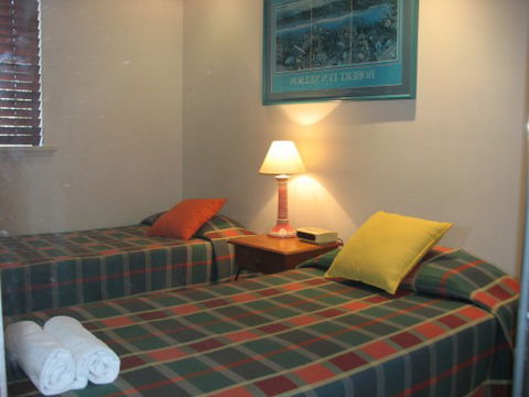 Bermuda Villas - Accommodation Mermaid Beach 2