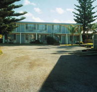 Troubridge Hotel - Accommodation Mermaid Beach
