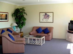 Sandcastles Holiday Apartments - Accommodation Mermaid Beach 3