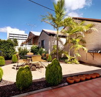 Asters On James Motor Inn - Accommodation Mermaid Beach
