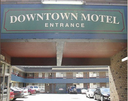 Downtown Motel - Accommodation Mermaid Beach 1