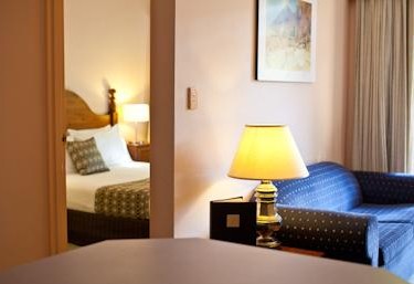 Belmore All Suite Hotel - Accommodation Mermaid Beach 4