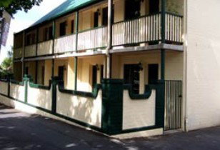 Town Square Motel - Accommodation Mermaid Beach 0