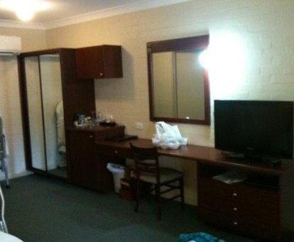 Town Square Motel - Accommodation Mermaid Beach 2