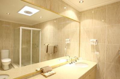 The Hermitage - Accommodation Mermaid Beach 3