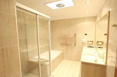 The Hermitage - Accommodation Mermaid Beach 4