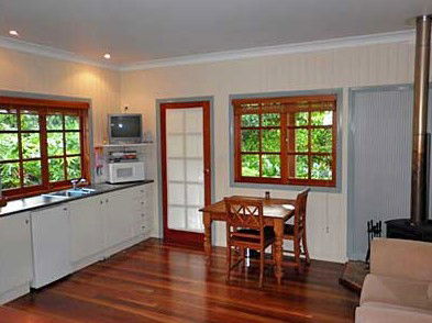 Allumbah Pocket Cottages - Accommodation Mermaid Beach 2