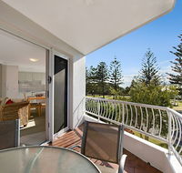Le Beach Apartments - Accommodation Mermaid Beach