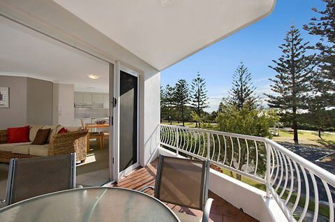 Le Beach Apartments - Accommodation Mermaid Beach 0