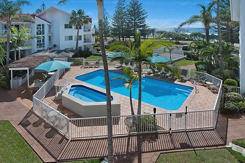 Le Beach Apartments - Accommodation Mermaid Beach 4