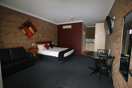 Bridges On Meninya Motel & Apartments - Accommodation Mermaid Beach 2