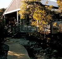 Dolphin Chalet - Accommodation Mermaid Beach