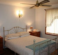 Caits Cottage Bed And Breakfast - Accommodation Mermaid Beach