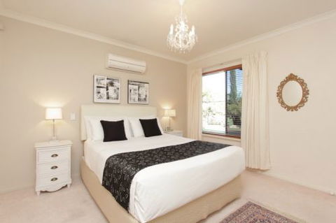 Tea Tree Manor - Accommodation Mermaid Beach 0