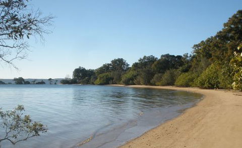 Coochiemudlo Island Family Beach House - Accommodation Mermaid Beach 2