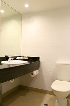 Mercure Sydney International Airport - Accommodation Mermaid Beach 0