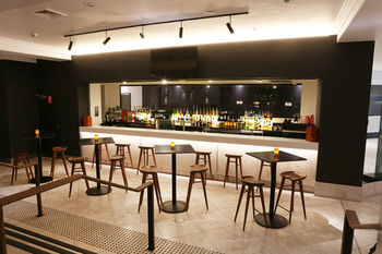 Mercure Sydney International Airport - Accommodation Mermaid Beach 12