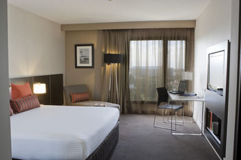 Mercure Sydney International Airport - Accommodation Mermaid Beach 17