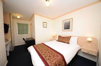Northshore Hotel - Accommodation Mermaid Beach 0