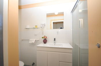 Northshore Hotel - Accommodation Mermaid Beach 4