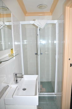 Northshore Hotel - Accommodation Mermaid Beach 9
