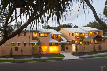 L'Auberge Noosa - Accommodation Mermaid Beach 7