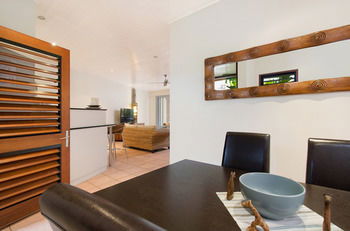 L'Auberge Noosa - Accommodation Mermaid Beach 9