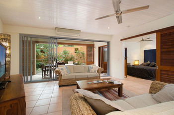 L'Auberge Noosa - Accommodation Mermaid Beach 13