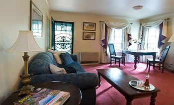 Cottages At Monreale - Accommodation Mermaid Beach 1