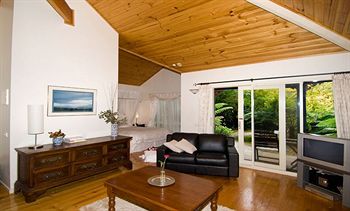 Cottages At Monreale - Accommodation Mermaid Beach 9