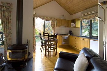 Cottages At Monreale - Accommodation Mermaid Beach 40